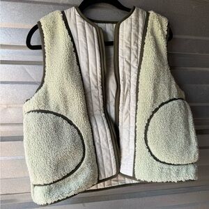 THE GREAT mint green shearling vest